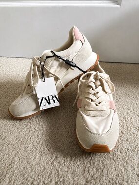 Zara Women’s Cream Sneakers - Size US 7.5
